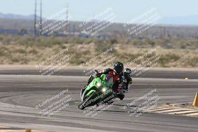 media/Jan-15-2026-Racers Edge (Thu) [[dfebeb70ab]]/3-B Group/Session 2 (Turn 11)/